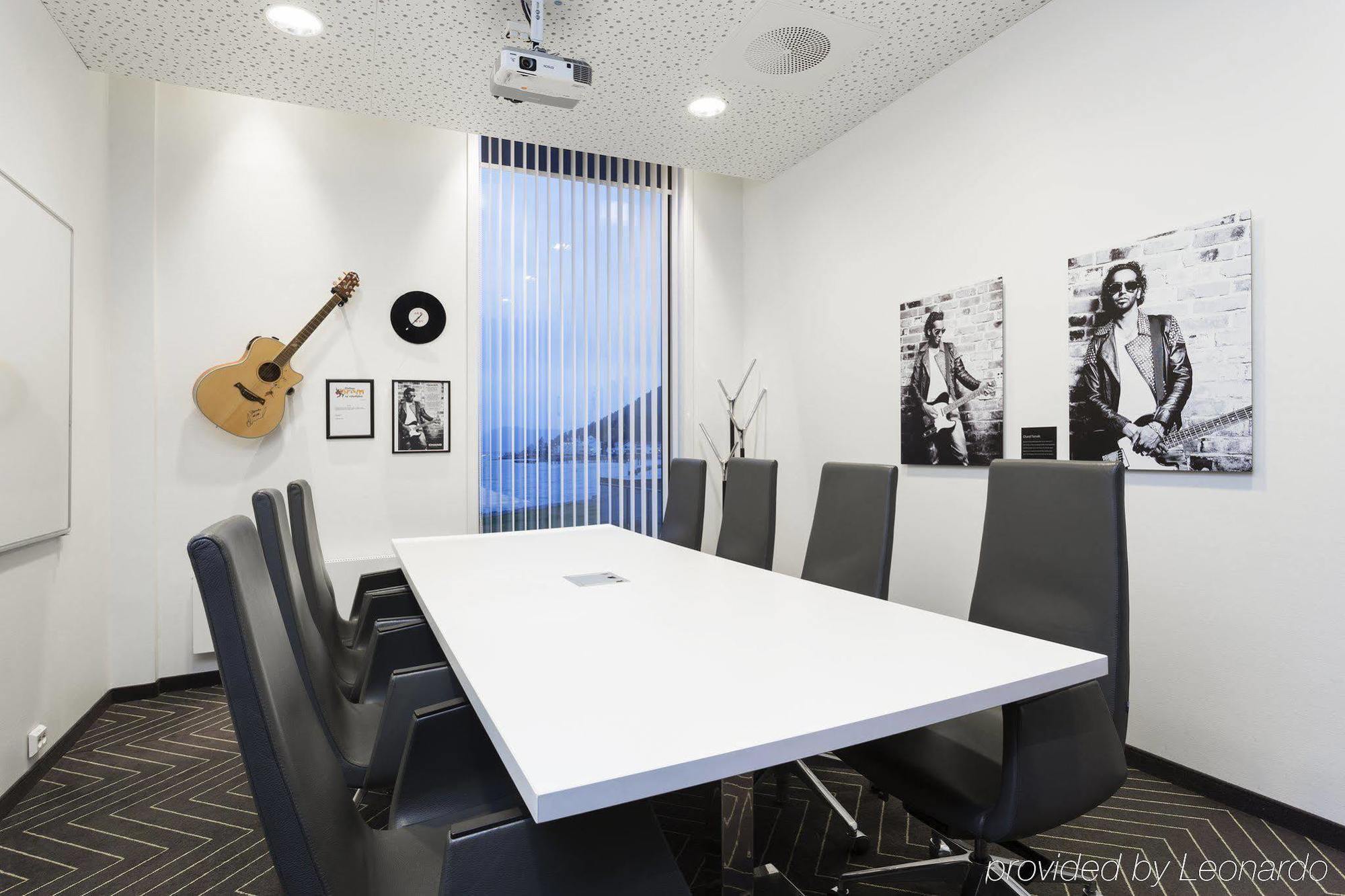 Hotel Scandic Rock 4*